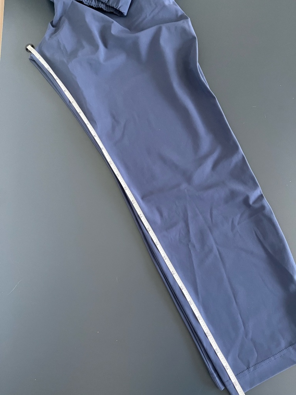 Vuori Miles Ankle Blue Coast Pants | Size Medium | NWT - Picture 6 of 7